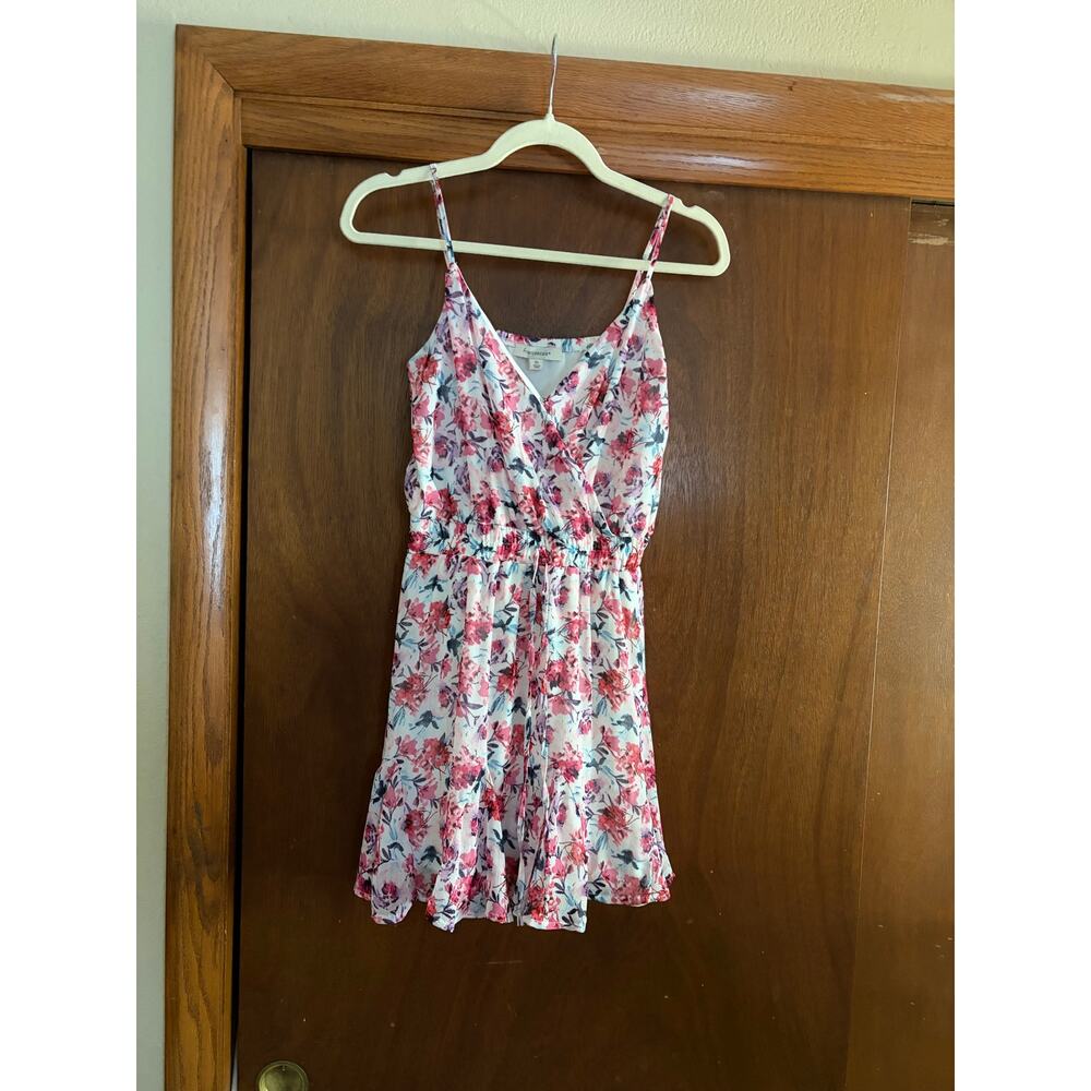 NWT Francesca's Floral Surplice Mini Dress Pink White Spaghetti Strap XS